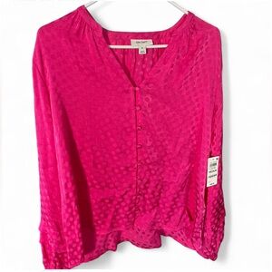 On 34th Women’s Long Sleeve Pintucked Blouse Hot Pink Size Medium Retail $49 NWT